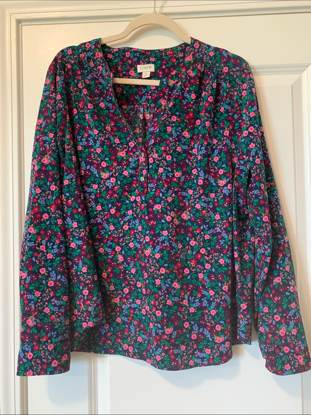 J Crew Factory Popover Placket Women’s Blue floral blouse Size XL